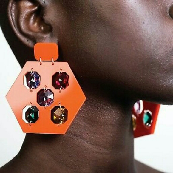 red HEX crystal acrylic earrings - Picture 2 of 2